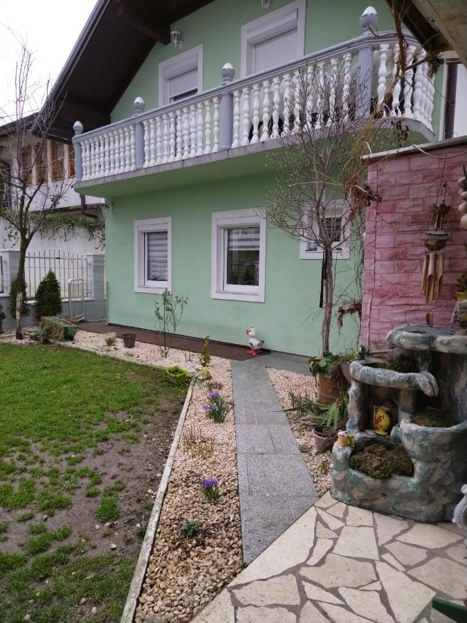 Uspinjaca Apartment Сараево Екстериор снимка