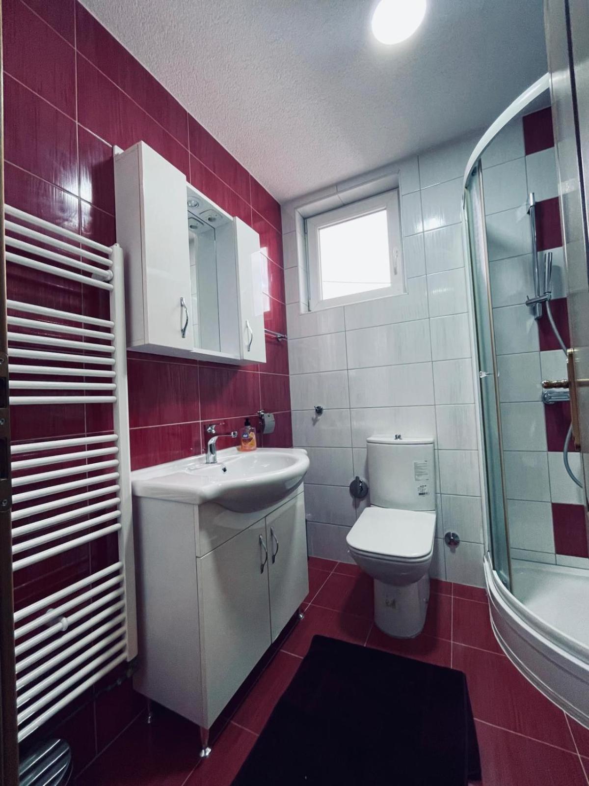 Uspinjaca Apartment Сараево Екстериор снимка