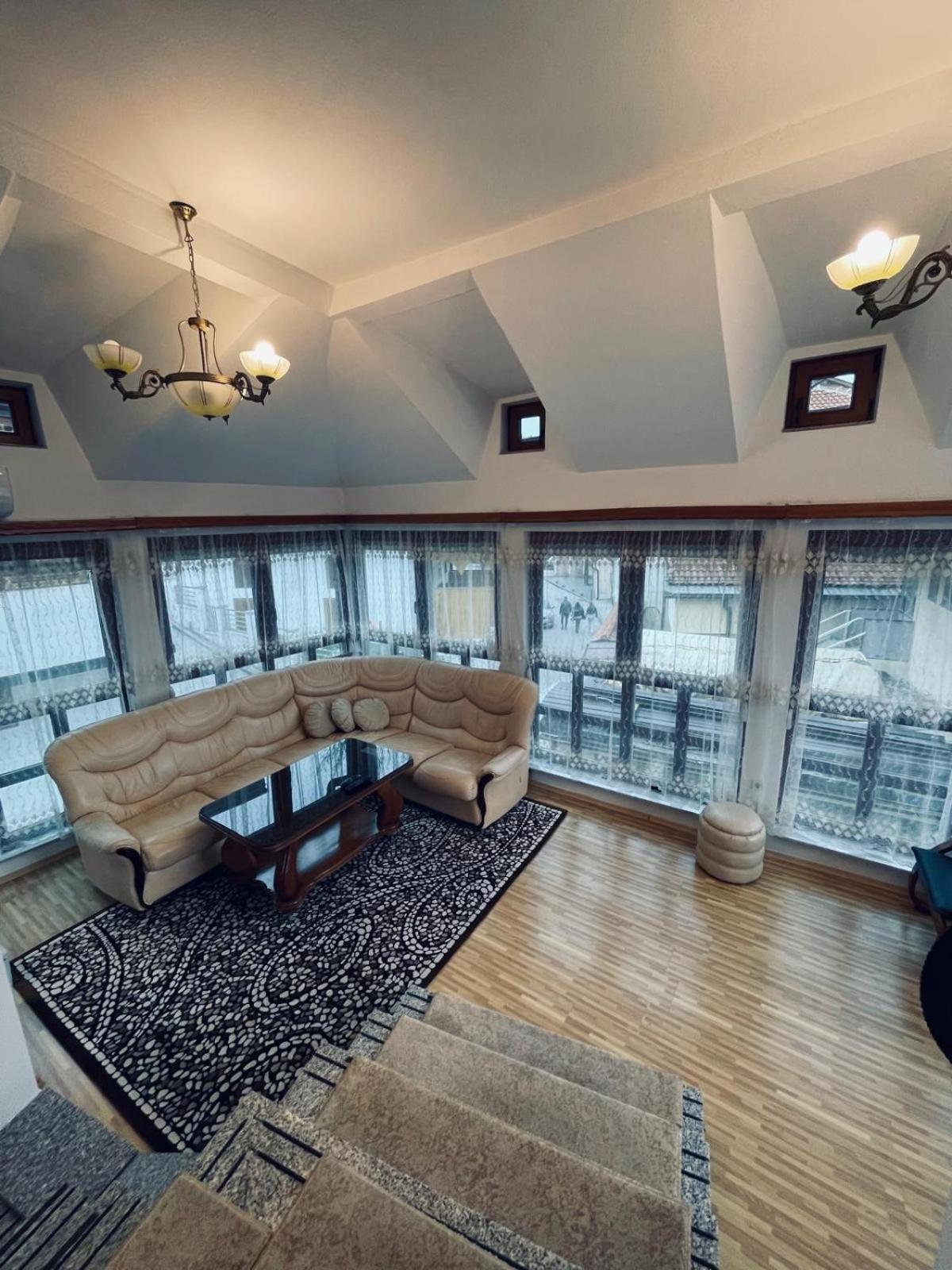 Uspinjaca Apartment Сараево Екстериор снимка
